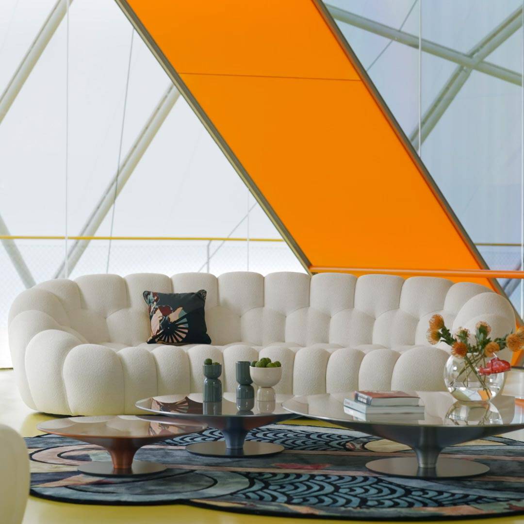 Bubble Curve, designed by Sacha Lakic